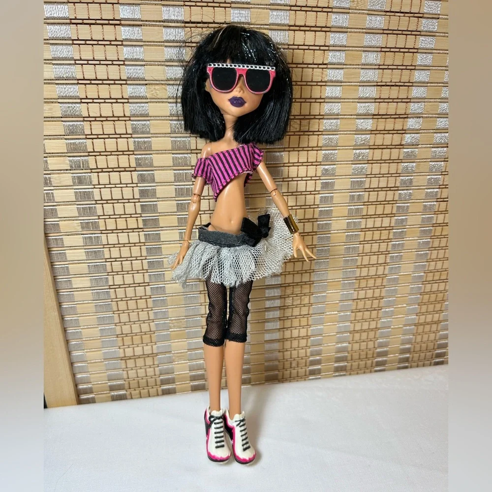 Cleo De Nile Monster High Fashion Doll - Picture 2 of 13